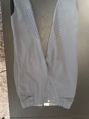 LeMieux Freya Knee Grip Breeches Gray Crystal Detail Women’s Size 10